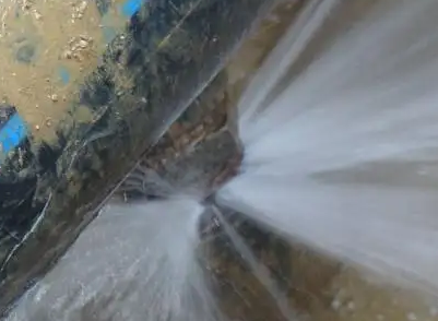 土默特卫生间测漏水施工步骤